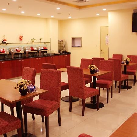 Hanting Express Shanghai Jinqiao Middle Yanggao Road Exterior photo